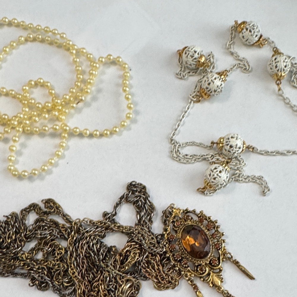Elegant Gold and Silver Women's Necklace Set